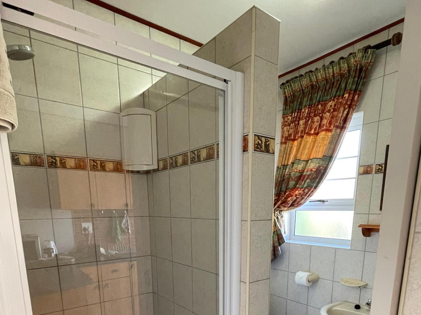 Bushbabies-Inn Self-Catering Accommodation Swakopmund Zimmer foto