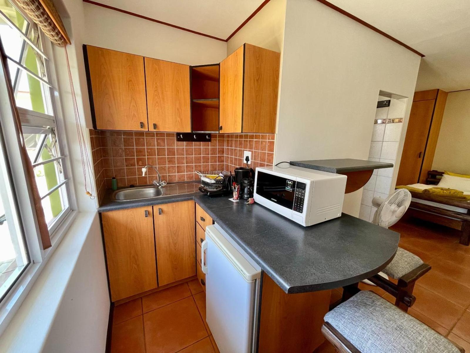 Bushbabies-Inn Self-Catering Accommodation Swakopmund Zimmer foto