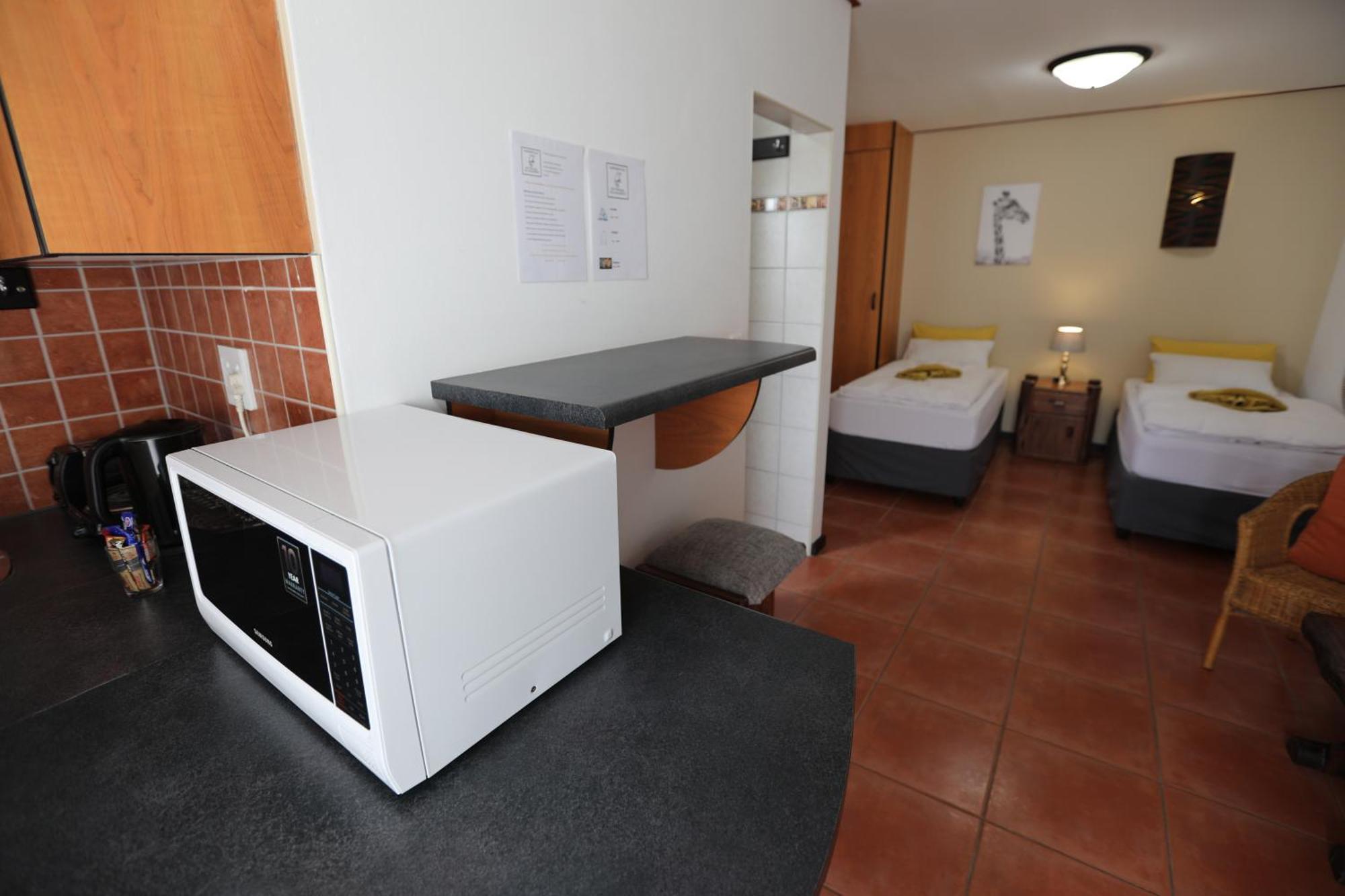 Bushbabies-Inn Self-Catering Accommodation Swakopmund Exterior foto